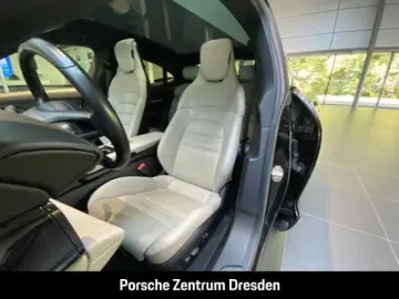 Taycan 4S Head-Up Pano. Bose Chrono Sitzbel Perf