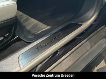 Taycan 4S Head-Up Pano. Bose Chrono Sitzbel Perf