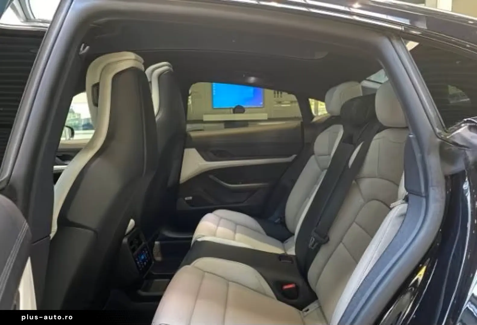 Taycan 4S Head-Up Pano. Bose Chrono Sitzbel Perf