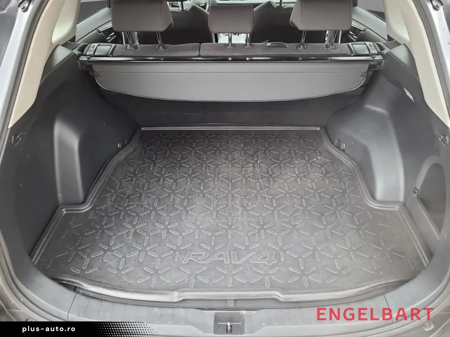 RAV 4 Hybrid 4x4 Team 2.5 VVT-i El BLISS ACC KEYLESS CAMERA