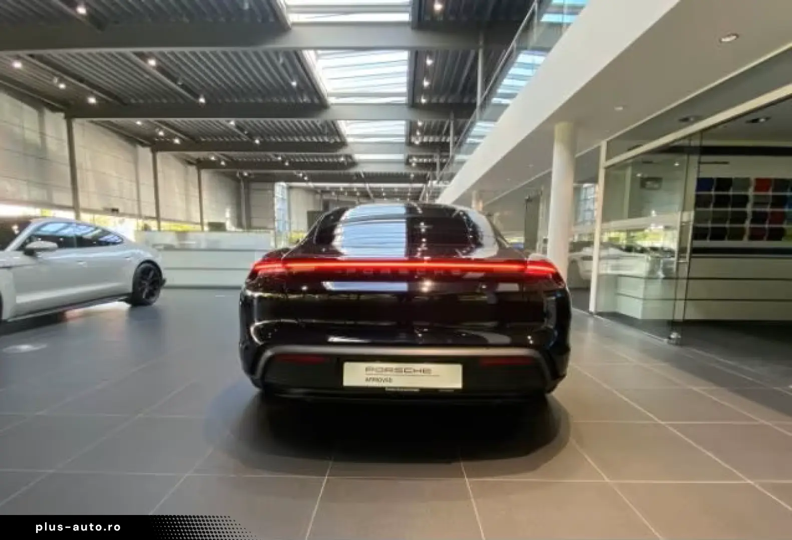 Taycan 4S Head-Up Pano. Bose Chrono Sitzbel Perf