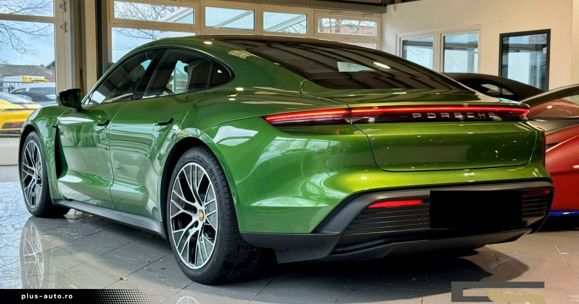 Taycan Plus INNO NACHTSICHT PANO MATRIX VOLL 360