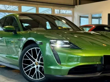 Taycan Plus INNO NACHTSICHT PANO MATRIX VOLL 360