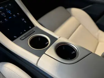 Taycan Plus INNO NACHTSICHT PANO MATRIX VOLL 360