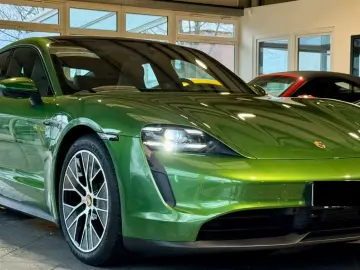 Taycan Plus INNO NACHTSICHT PANO MATRIX VOLL 360