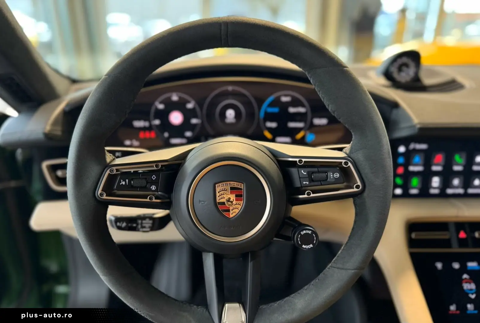 Taycan Plus INNO NACHTSICHT PANO MATRIX VOLL 360