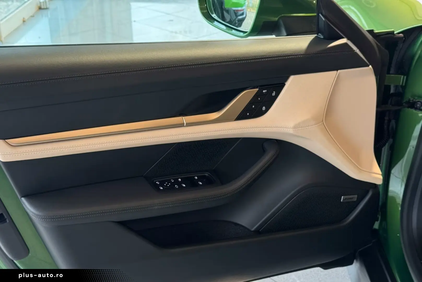 Taycan Plus INNO NACHTSICHT PANO MATRIX VOLL 360