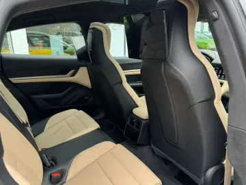 Taycan Plus INNO NACHTSICHT PANO MATRIX VOLL 360