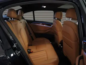 530e M Sport Glasdach Leder Komfortsitze vorn