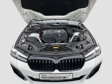 530e Limousine M Sport LiveCockpitProf Kamera