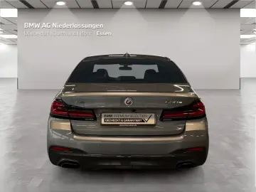 530e xDrive Limousine M Sport AHK Head-Up Laser