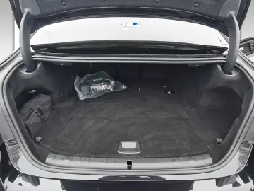 545e xDrive Limousine M Sportpaket Head-Up DAB