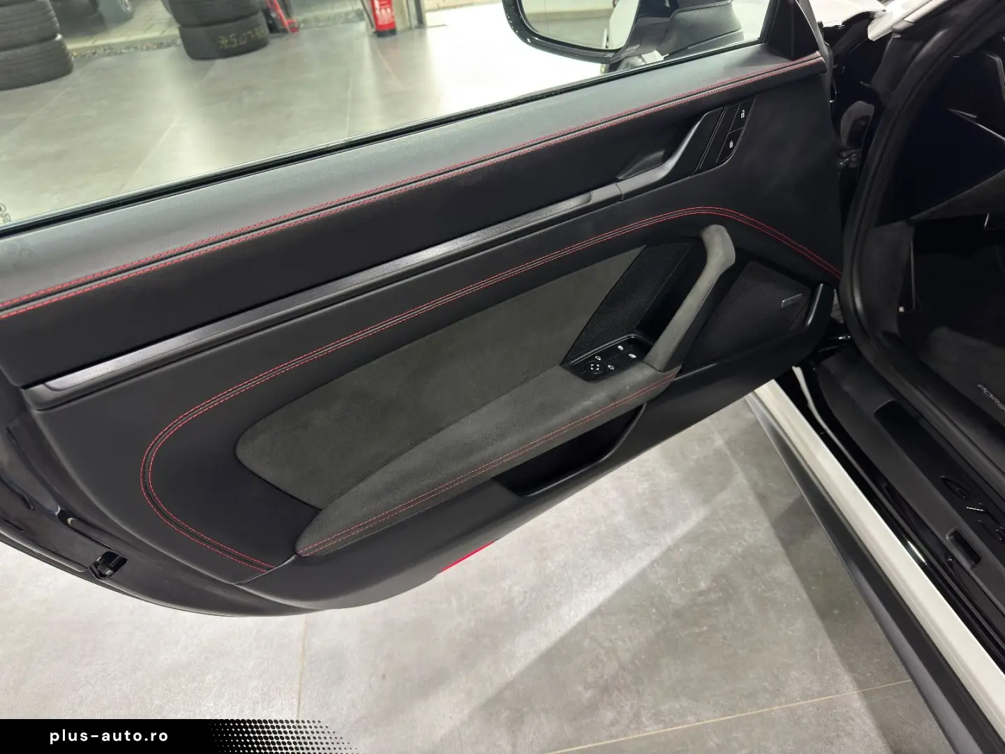 992 GT3 Clubsport Carbon Schalensitze LIFT BOSE