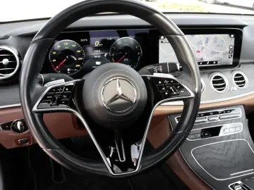 E 300 de 4M AMG Night Kamera Multibeam Burmester