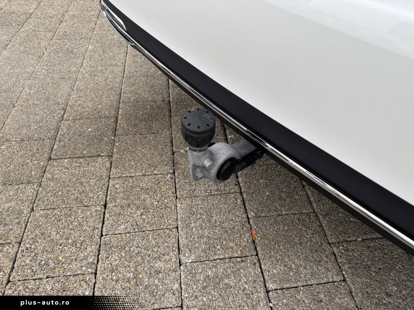 E 200 Avantgarde Advan  AHK Digital DISTR 360