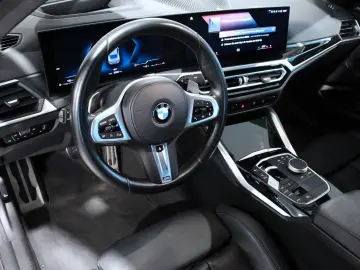 M240i xDrive (G42)  A-LED LHZ Harman Kardon HUD
