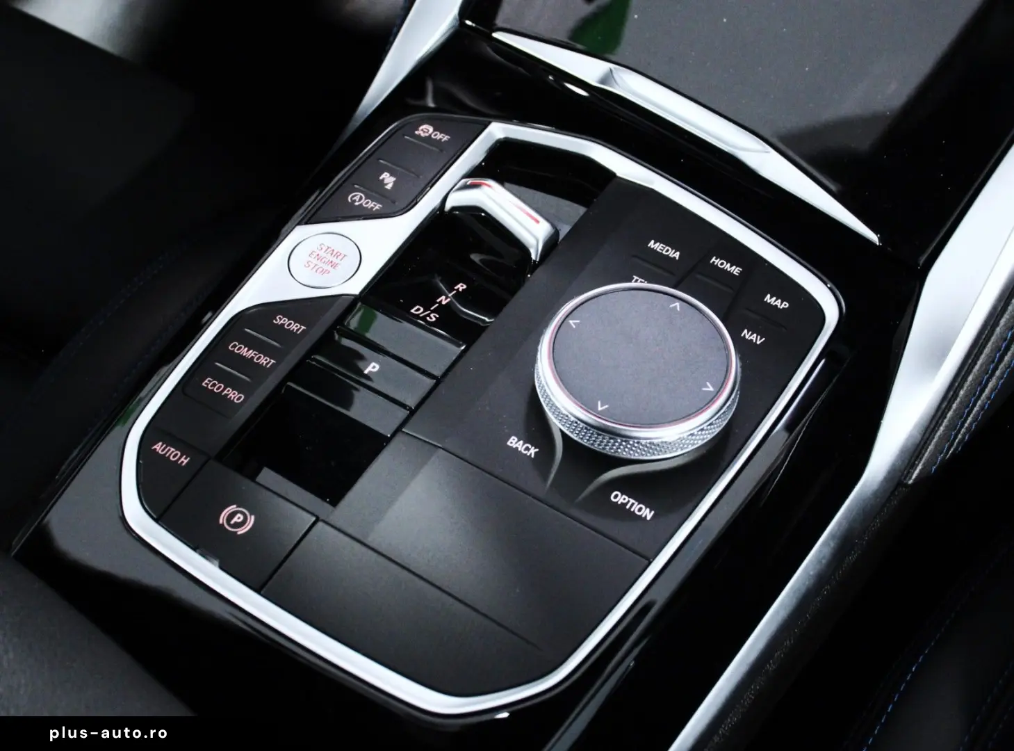 M240i xDrive (G42)  A-LED LHZ Harman Kardon HUD