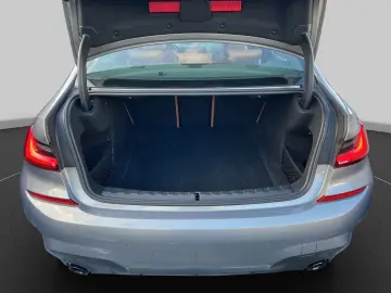 330i Limousine M Sport Standhzg. Lenkradhzg.Temp