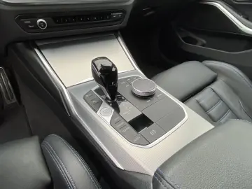 330d Limousine M Sport HiFi DAB LED WLAN Shz