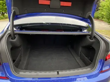 330d Limousine M Sport HiFi DAB LED WLAN Shz