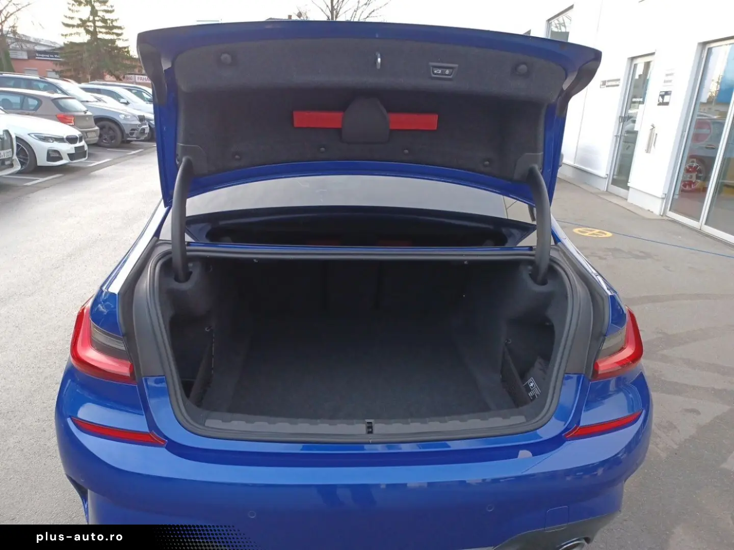 330i Limousine M Sport HiFi DAB LED WLAN GSD