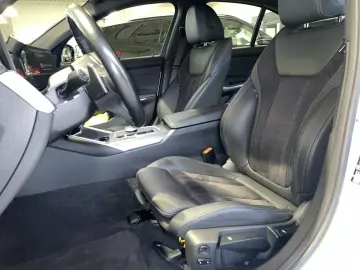 330i Lim. M Sportpaket NaviProf ACC AHK LCI