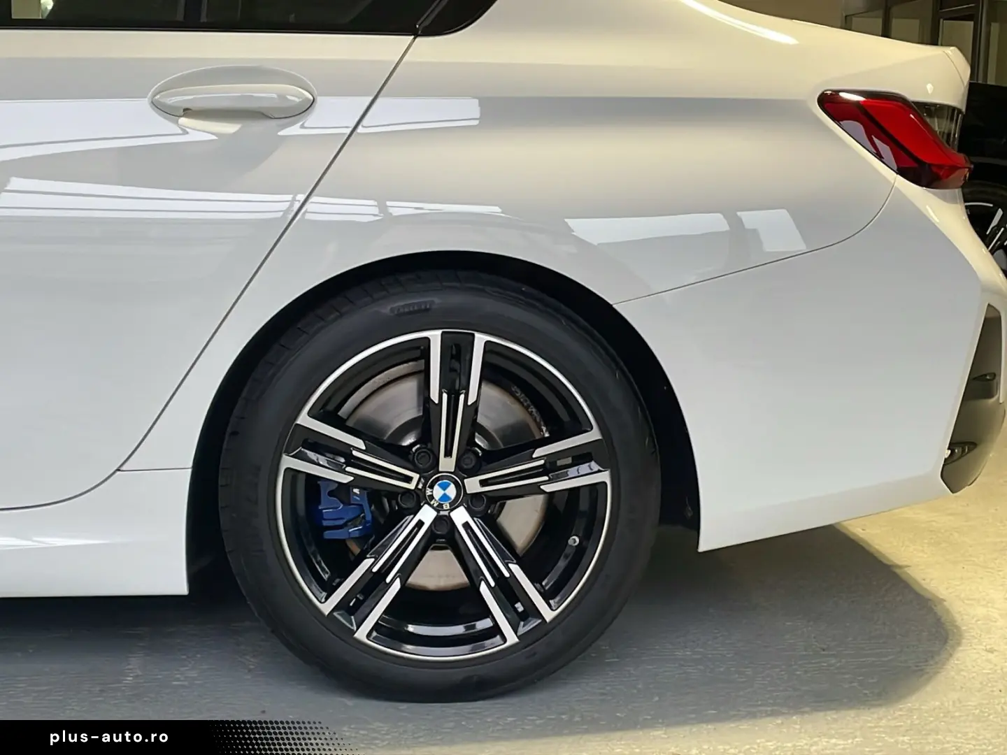 330i Lim. M Sportpaket NaviProf ACC AHK LCI