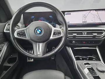 330e Limousine M SPORT LED ACC ParkAss Glasdach