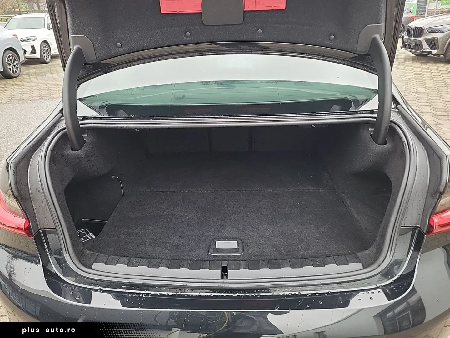 330e Limousine M SPORT LED ACC ParkAss Glasdach