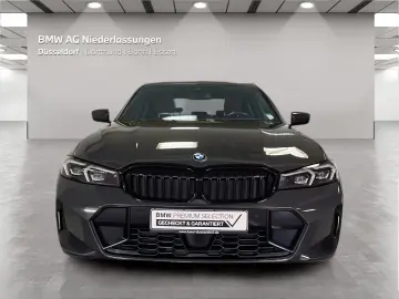 330e Limousine M Sport Navi Harman K PDC LED