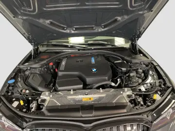 330e Limousine M Sport Navi Harman K PDC LED