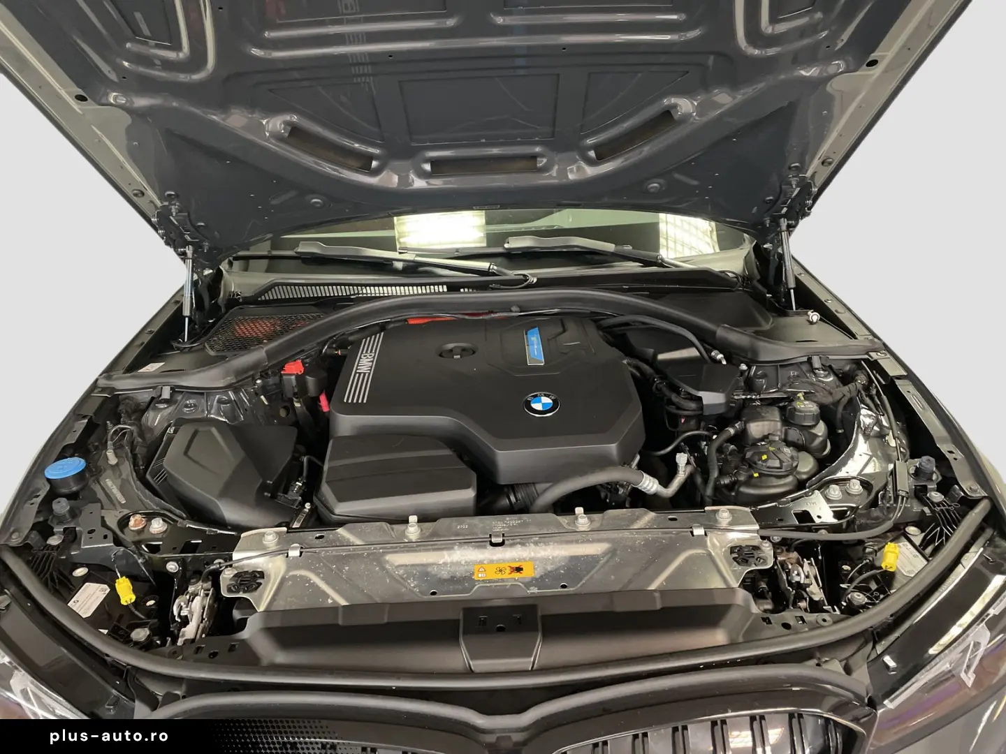 330e Limousine M Sport Navi Harman K PDC LED