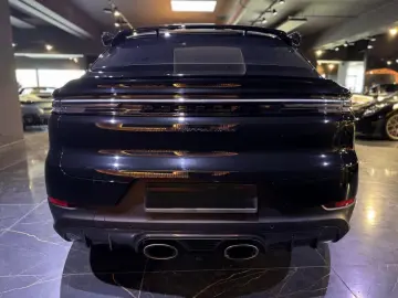 Porsche Cayenne Turbo Coupe GT E-Hybrid