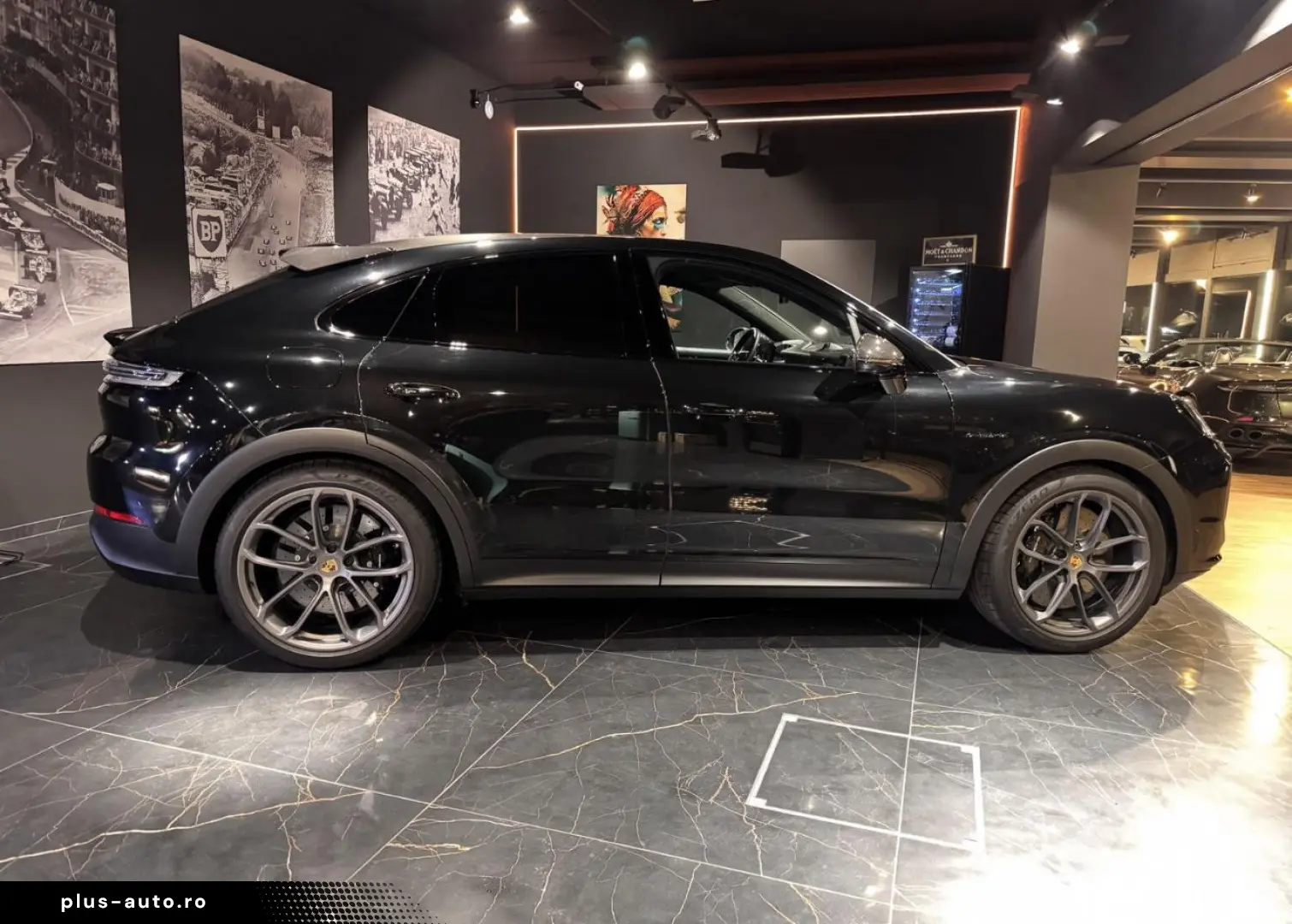 Porsche Cayenne Turbo Coupe GT E-Hybrid