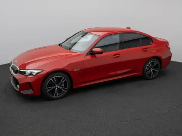 330e M Sport HUD DAB PDC Geschwindigkeitsreg