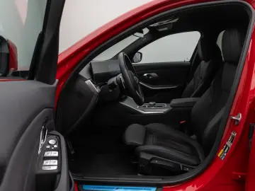 330e M Sport HUD DAB PDC Geschwindigkeitsreg