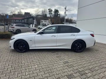 330e Limousine M Sportpaket LED GRA H&K  Parkass