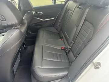 330e Limousine M Sportpaket LED GRA H&K  Parkass