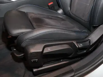 330e Limo M Sport 18Zoll Adp.LED LivCockp.Prof.