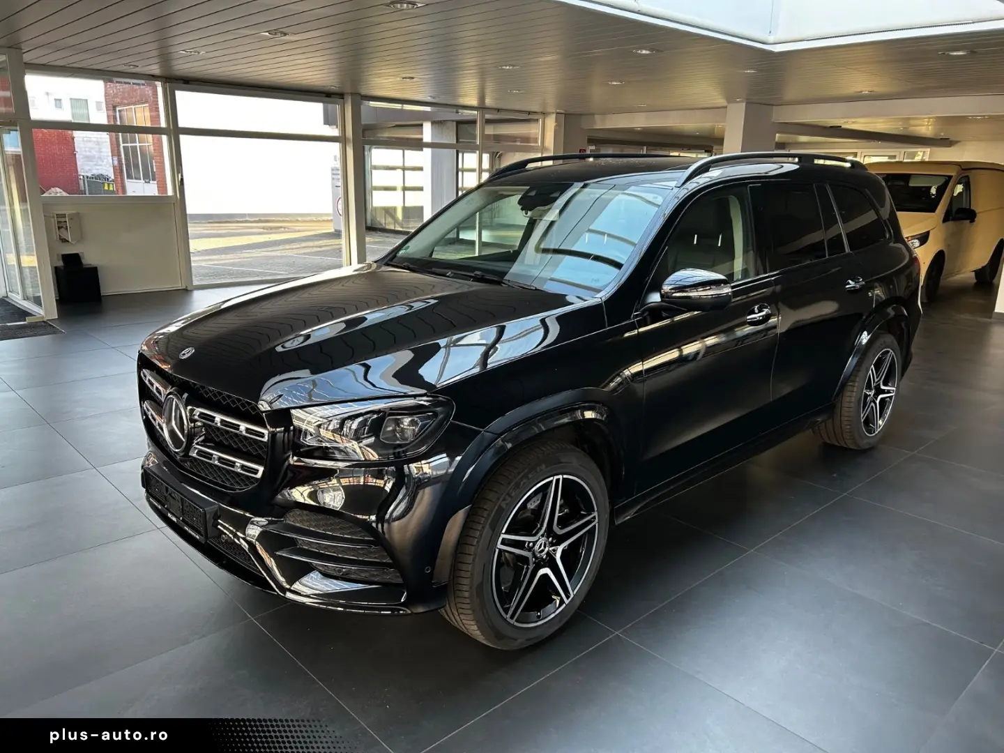 GLS 400 d 4MATIC AMG head-UP 360cam Navi SD