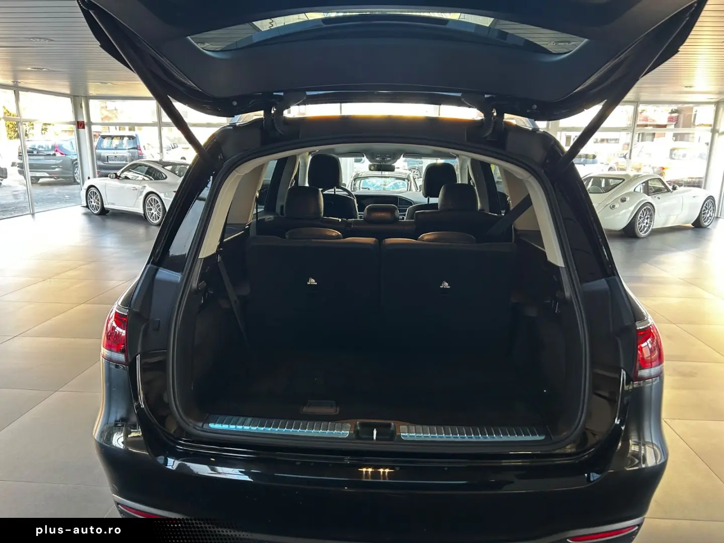 GLS 400 d 4MATIC AMG head-UP 360cam Navi SD