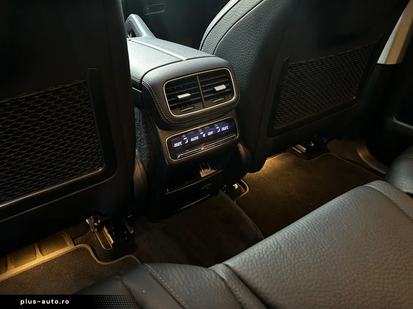 GLS 400 d 4MATIC AMG head-UP 360cam Navi SD