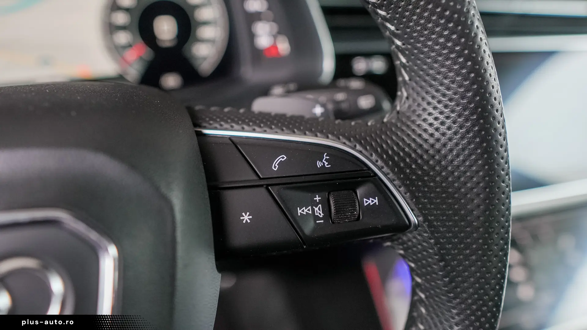 AUDI Q8 50 MHEV Sport quattro