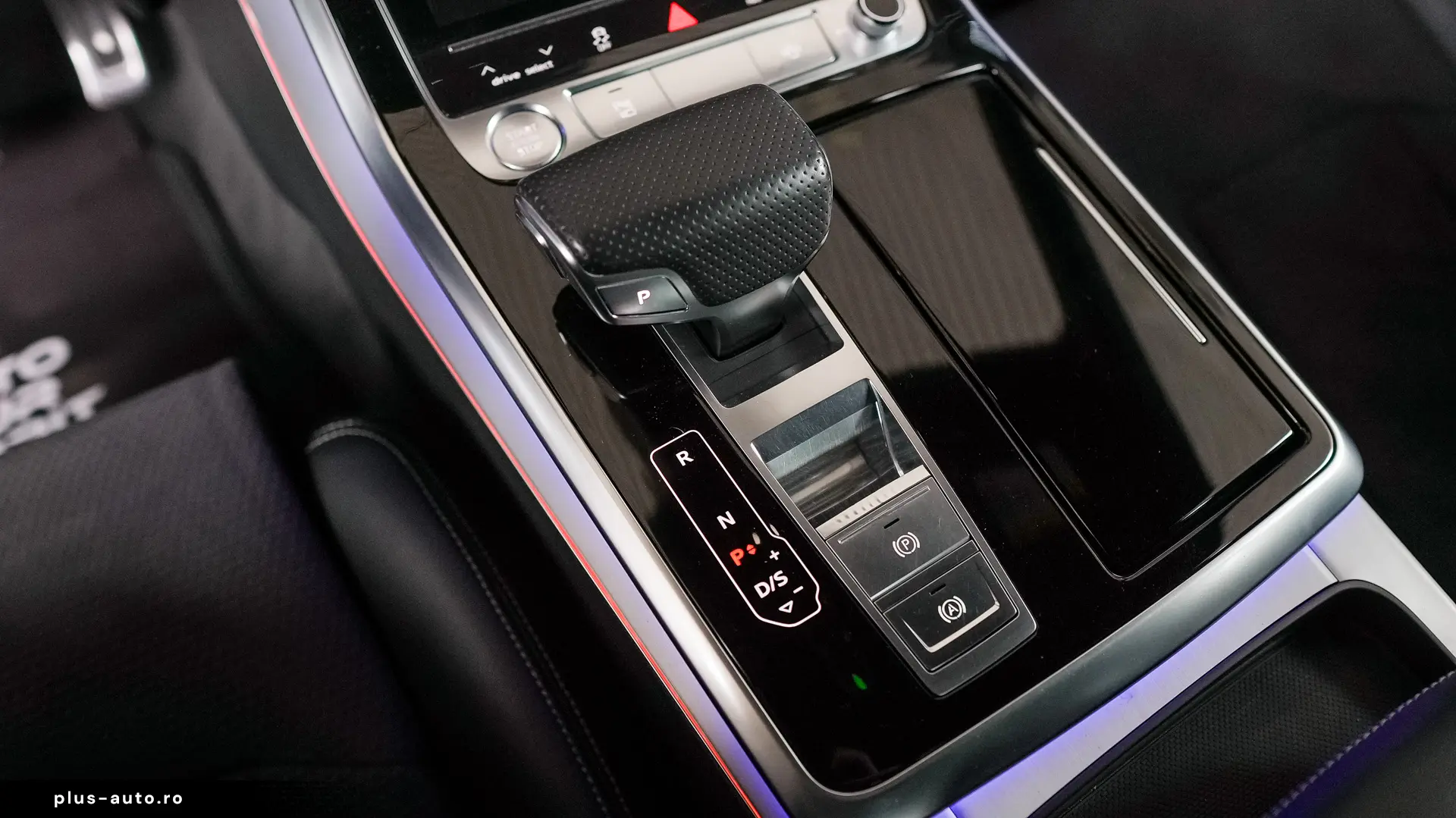 AUDI Q8 50 MHEV Sport quattro