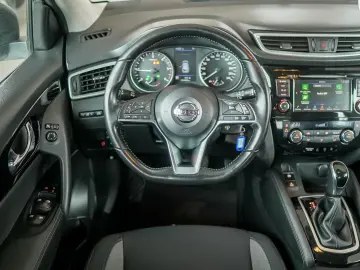 NISSAN QASHQAI 1.5 DCI BUSINESS DCT