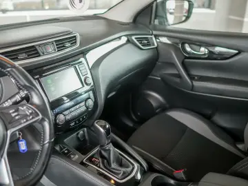 NISSAN QASHQAI 1.5 DCI BUSINESS DCT