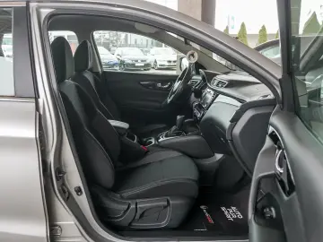 NISSAN QASHQAI 1.5 DCI BUSINESS DCT