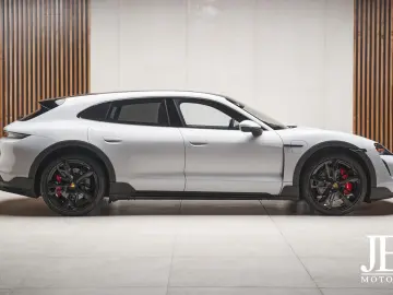 Taycan Cross Turismo 4S Panorama 360  BOSE 18w