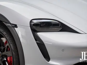 Taycan Cross Turismo 4S Panorama 360  BOSE 18w