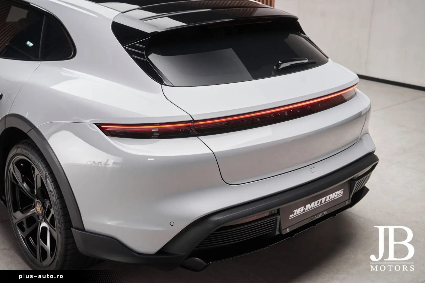 Taycan Cross Turismo 4S Panorama 360  BOSE 18w